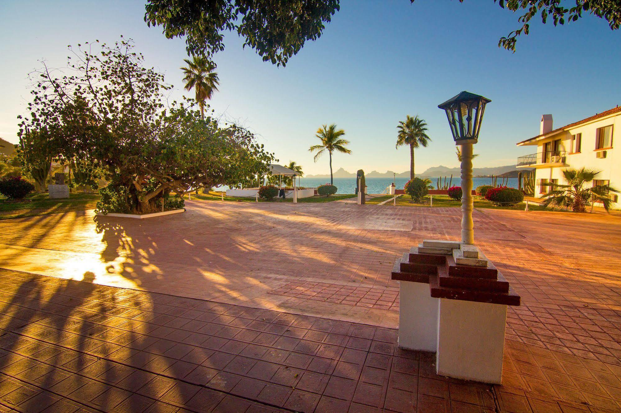 Hotel Playa De Cortes Guaymas Bagian luar foto